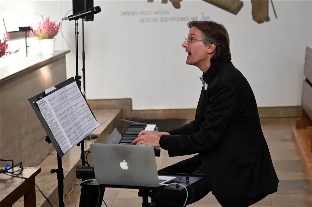 Deutener Musik- und Gesang-Verein (MGV) hatte viele Gast-Formationen und Solisten für Sonntag (3.11.) in die Kirche eingeladen.