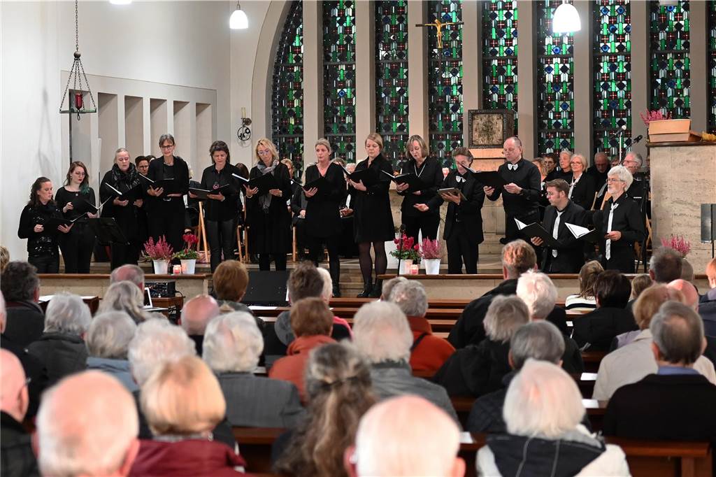 Deutener Musik- und Gesang-Verein (MGV) hatte viele Gast-Formationen und Solisten für Sonntag (3.11.) in die Kirche eingeladen.
