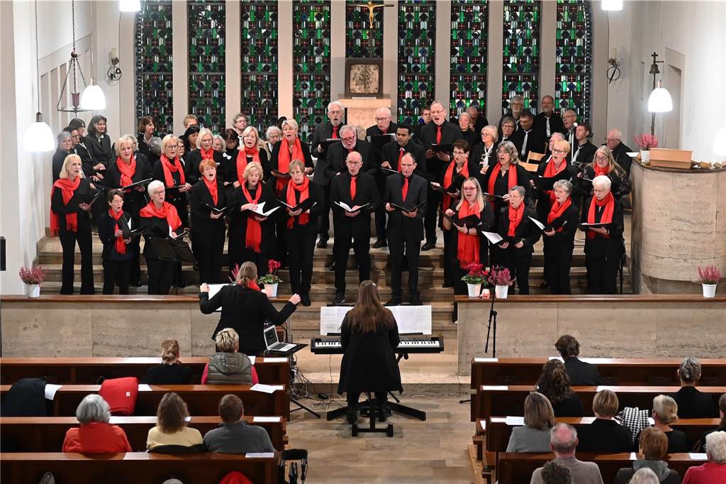 Deutener Musik- und Gesang-Verein (MGV) hatte viele Gast-Formationen und Solisten für Sonntag (3.11.) in die Kirche eingeladen.