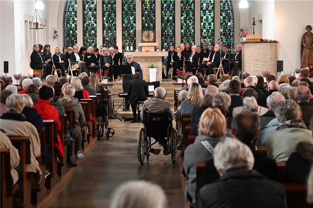 Deutener Musik- und Gesang-Verein (MGV) hatte viele Gast-Formationen und Solisten für Sonntag (3.11.) in die Kirche eingeladen.