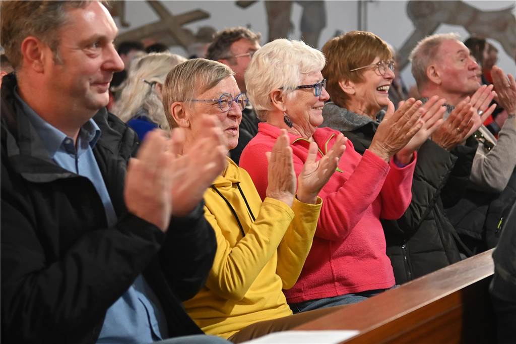 Deutener Musik- und Gesang-Verein (MGV) hatte viele Gast-Formationen und Solisten für Sonntag (3.11.) in die Kirche eingeladen.