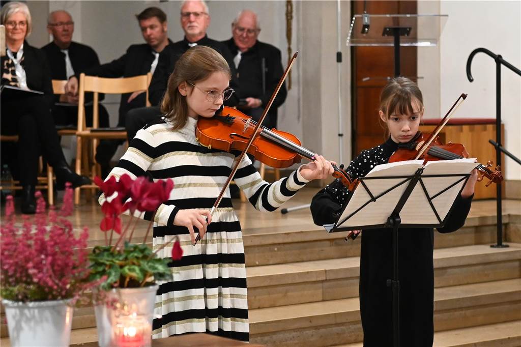 Deutener Musik- und Gesang-Verein (MGV) hatte viele Gast-Formationen und Solisten für Sonntag (3.11.) in die Kirche eingeladen.