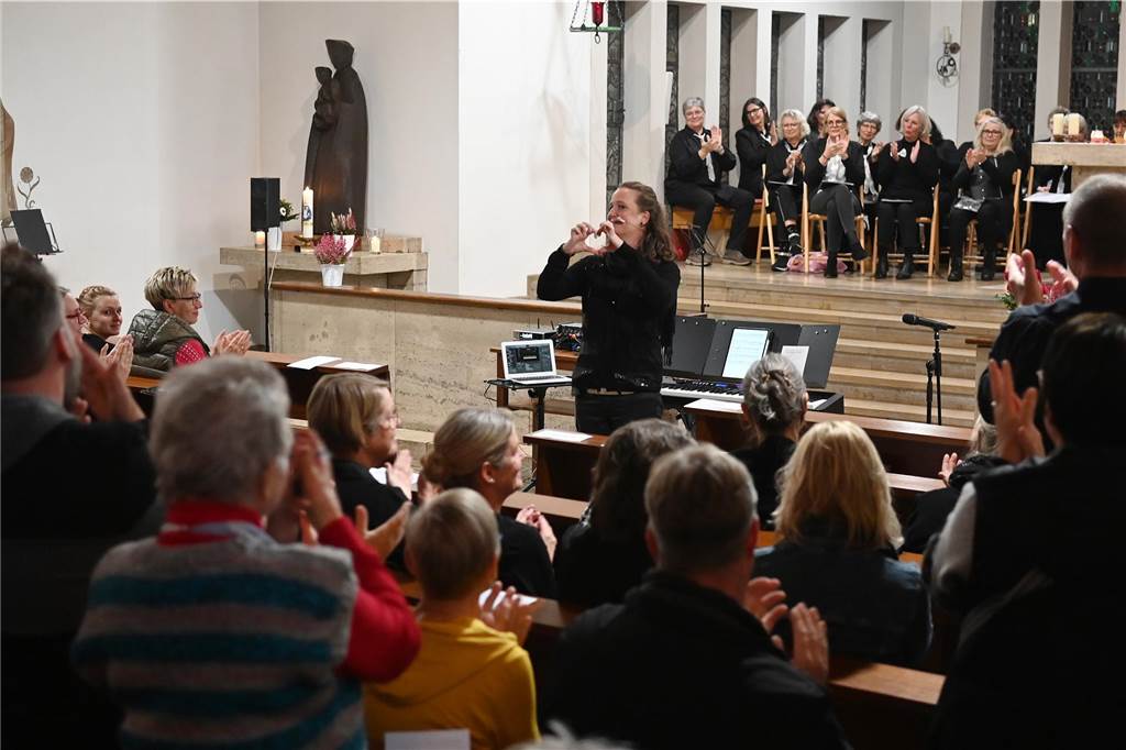 Deutener Musik- und Gesang-Verein (MGV) hatte viele Gast-Formationen und Solisten für Sonntag (3.11.) in die Kirche eingeladen.
