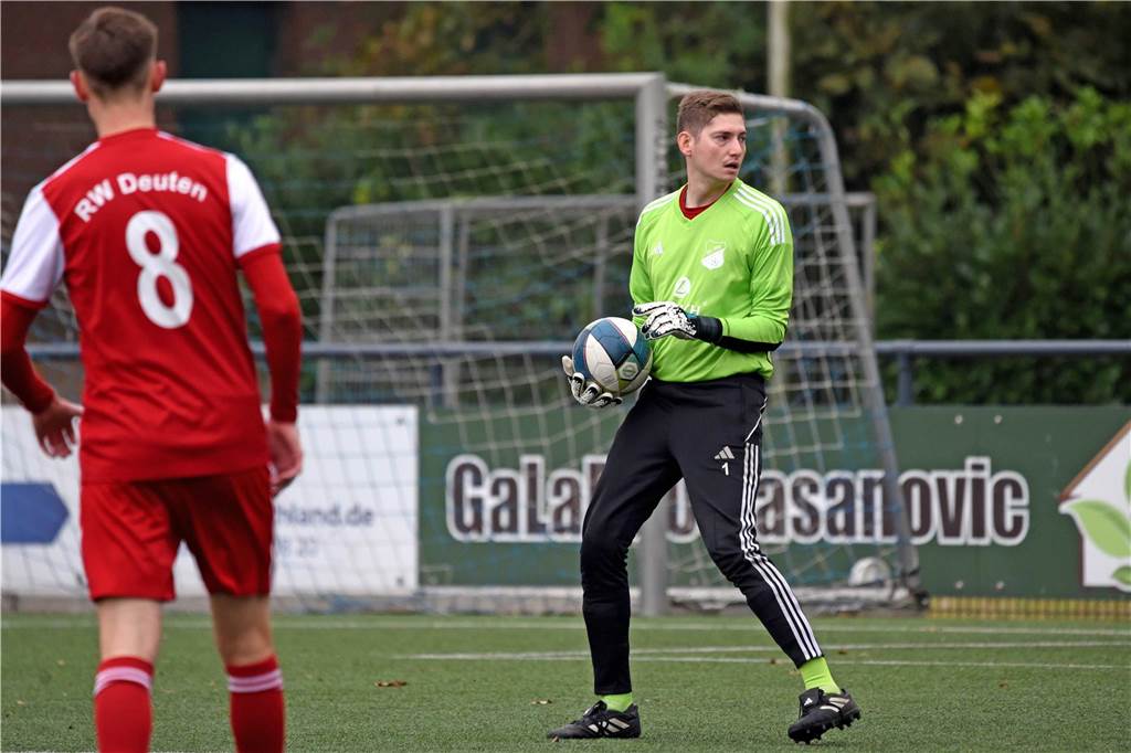 Der BVH Dorsten ist Herbstmeister: TuS Gahlen spielt nur remis Niklas Berkel