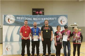 Deutsche Meister im Feldbogenschießen wurden Philipp Birkenfeld, Dennis Eiden und Alexander Böing (v.l.).