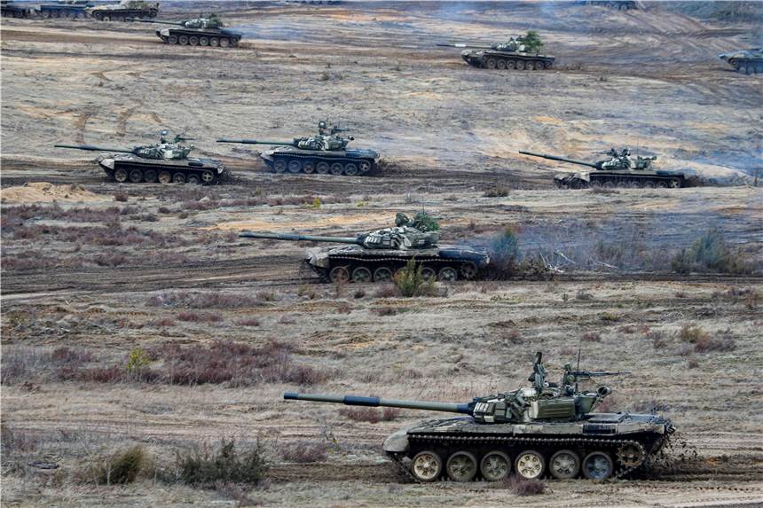 Auswärtiges Amt: Deutsche sollen die Ukraine „dringend“ verlassen Deutsche Staatsbürger sollen die Ukraine „dringend“ verlassen.