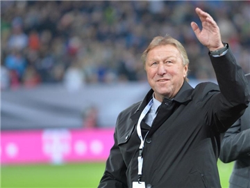 DFB-Sportdirektor Horst Hrubesch hat den Anspruch, dass die deutschen Nachwuchsteams um Titel mitspielen. Foto: Carmen Jaspersen