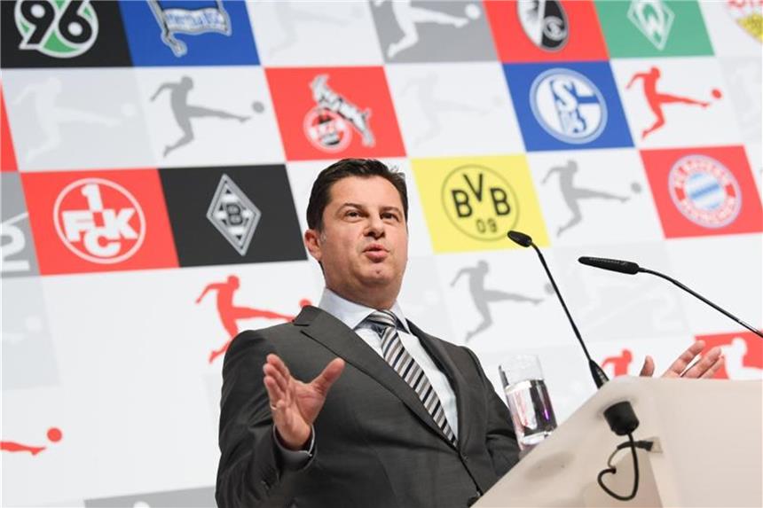 Bundesliga-Report: erstmals über vier Milliarden Euro Umsatz DFL-Geschäftsführer Christian Seifert konnte erneut einen Umsatzrekord vermelden. Foto: Arne Dedert