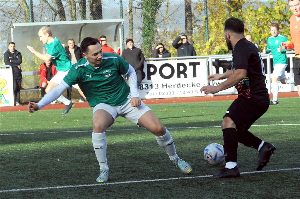 Die 2. Mannschaft der SG Eintracht Ergste hat gegen den FC Hemer Erciyes mit 5:1 gewonnen.