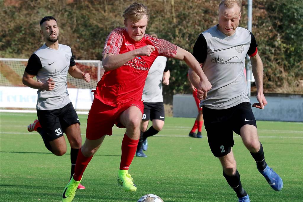 Die 2. Mannschaft des VfB Westhofen hat beim Kirchhörder SC II mit 2:4 verloren.