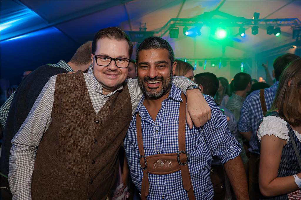 Die 2.000 Karten für das Oktoberfest der Landjugend Kirchhellen und des VfB am 2. Oktober waren schnell ausverkauft. Die Besucher genossen eine tolle Party.
