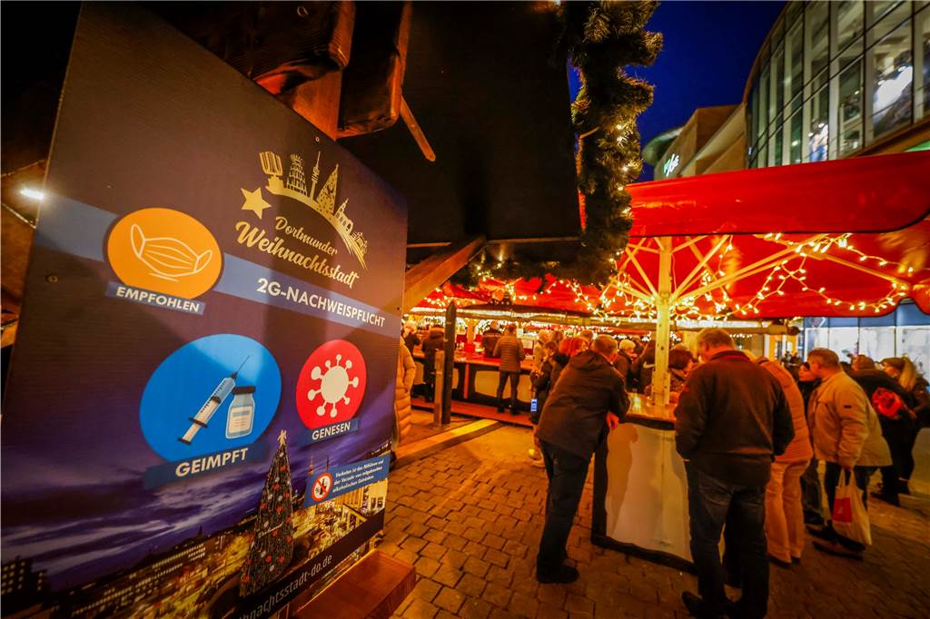 2G im Einzelhandel: In Dortmund gibt es dazu eine pfiffige Idee Die 2G-Regel gilt nicht mehr nur auf dem Weihnachtsmarkt in Dortmund, auch in den Geschäften (außer Supermärkten, Drogerien etc.) dürfen nur noch Geimpfte und Genesene einkaufen.