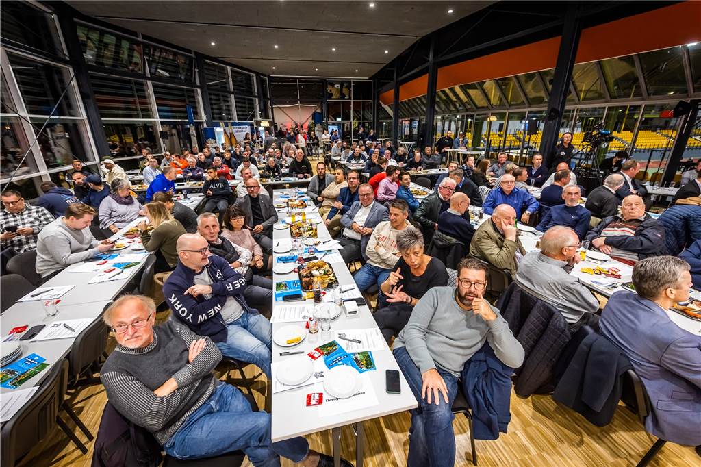 Die 37. Dortmunder Hallenfußballstadtmeisterschaft ist ausgelost.