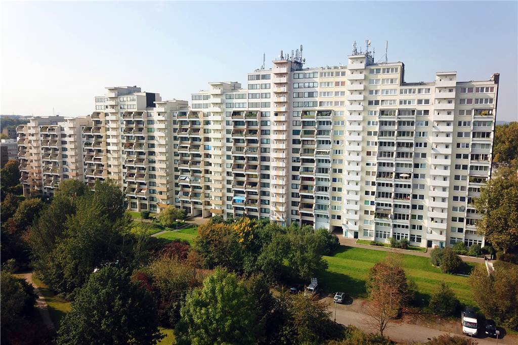 Ex-Hannibal-Mieterin zieht gegen die Stadt Dortmund vor Gericht Die 412 Wohnungen des Hannibal II in Dorstfeld stehen seit September 2017 leer.