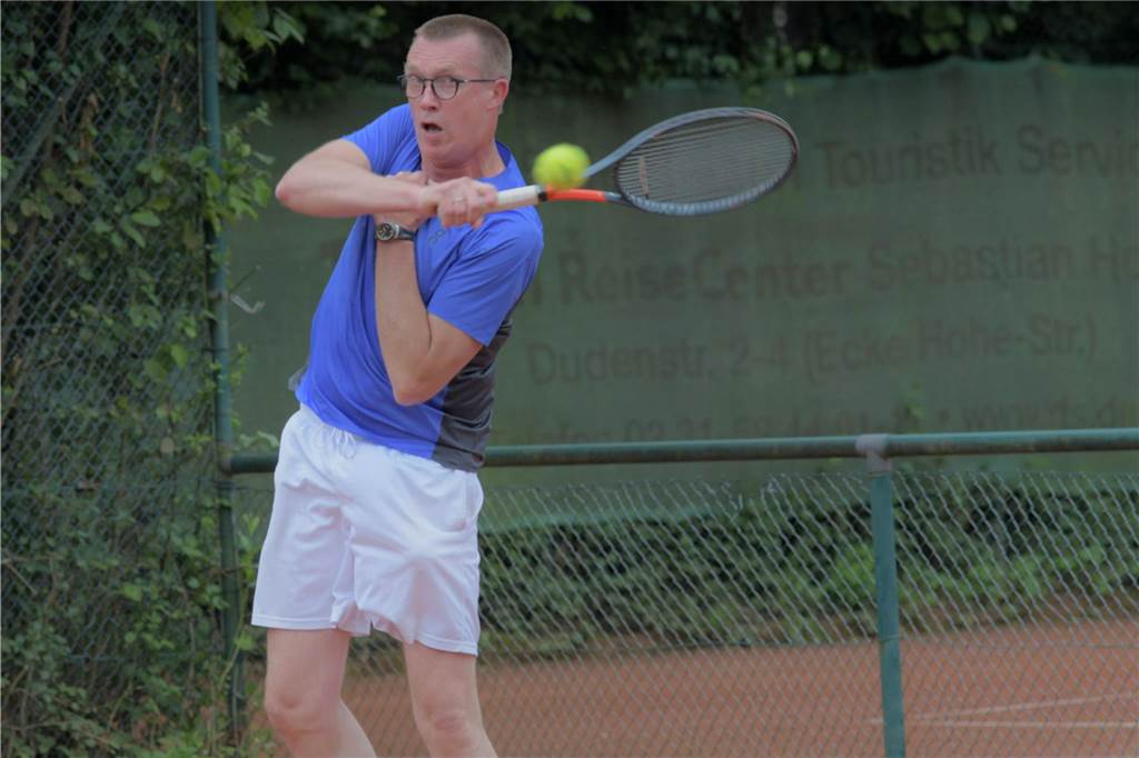 Über 100 Fotos zum Durchklicken: Die Bilder vom Endspiel-Wochenende der Stadtmeisterschaft Die 51. Schwerter Tennis-Stadtmeisterschaft auf der Anlage der SG Eintracht Ergste.