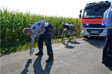 Die 76-jährige Fahrerin eines E-Bikes wurde bei dem Unfall schwer verletzt.