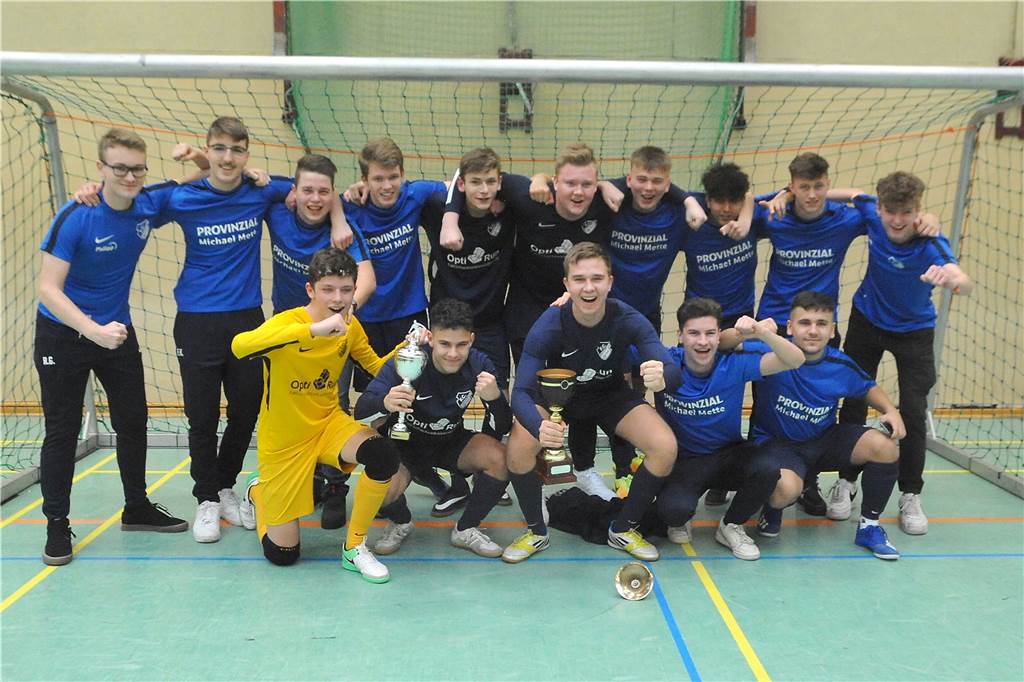 Frohlinder A-Junioren werden Stadtmeister mit kühlem Kopf und fokussiertem Keeper Die A-Junioren des FC Frohlinde sind neuer Hallenstadtmeister.