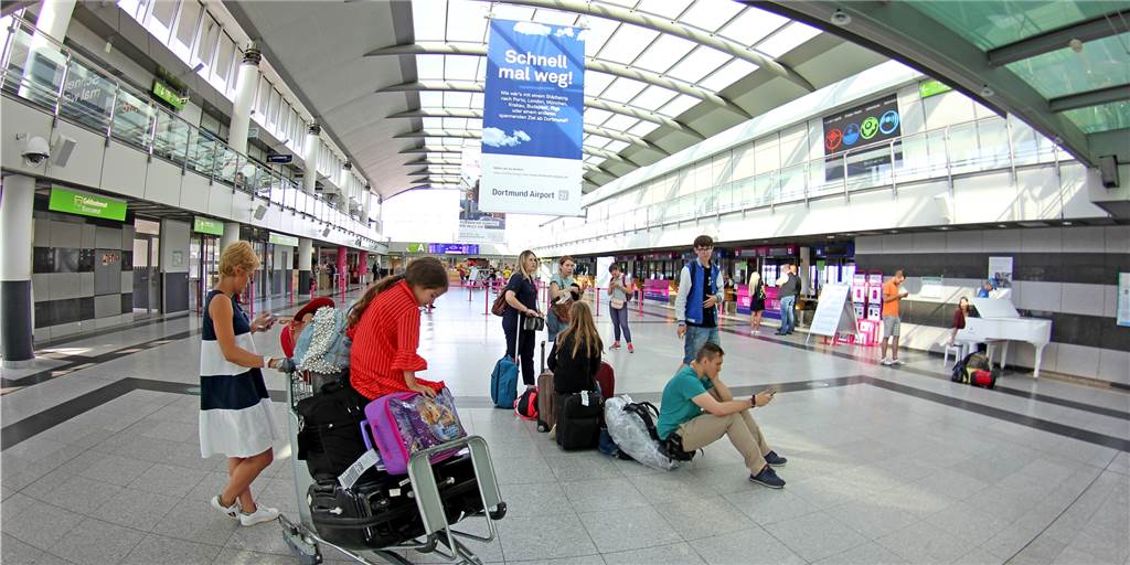 Die Alternativ-Pläne für Dortmunds Flughafen sollten weggesperrt bleiben Die Abflughalle des Dortmunder Flughafens