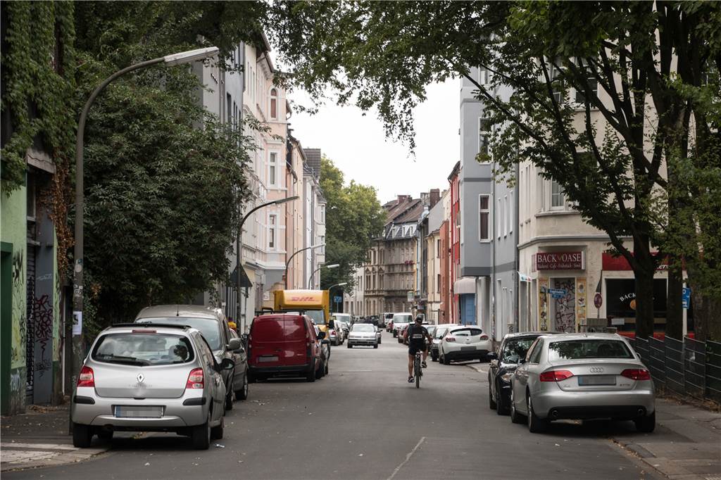 Wie die Übernachtungsstelle für Obdachlose das Dortmunder Unionviertel verändert hat Die Adlerstraße im Unionviertel in der Nähe der Männerübernachtungsstelle.