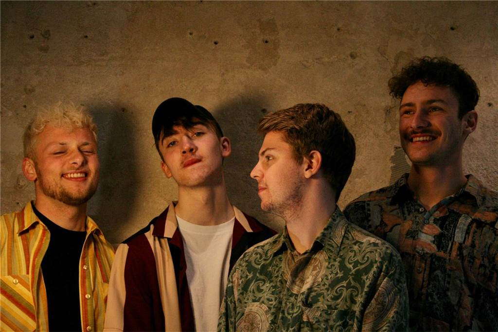 Musikalische Sperenzken bei Festival im Ahauser Aquahaus Die Ahauser Band Scheinbreit steht am Samstag auf der Bühne.