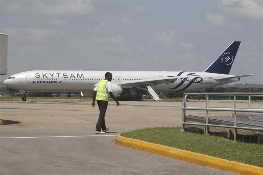Falscher Bombenalarm auf Air-France-Flug Die Air France Maschine musste notlanden.