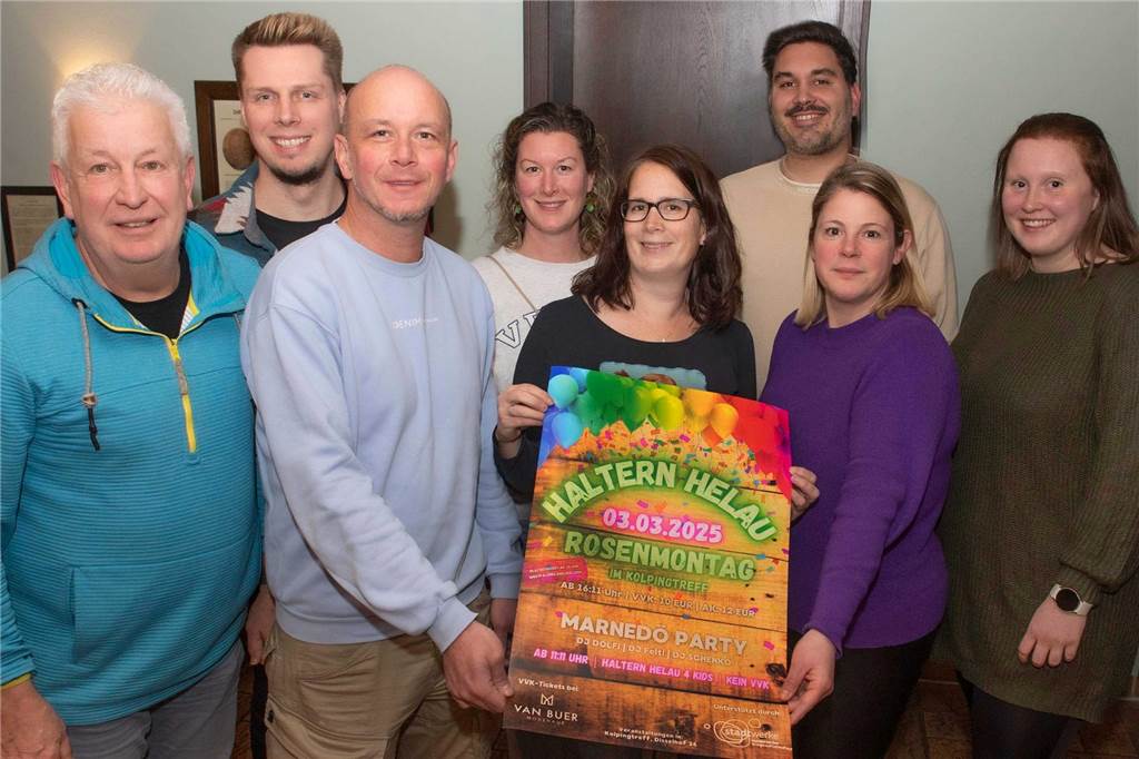 Der Kinderkarneval lebt in Haltern wieder auf: Klein, aber fein Die Akteure, die den Kinderkarneval wiederbeleben möchten: Wolfgang Dietel, Markus Schenk, Christian Zehren, Anna Michalak, Steffi Kopper, Arne Feldmann, Mareike Zaun und Vivien Stein.