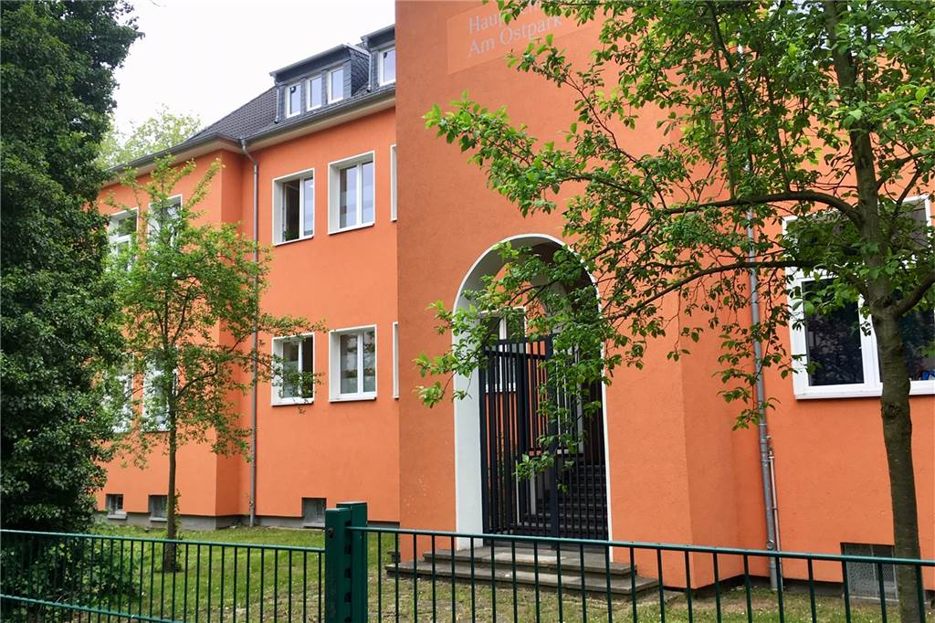 20 Prozent mehr Schüler – Stadt Dortmund will neue Schulen bauen Die alte Hauptschule am Ostpark könnte bald dazu genutzt werden, Platz für die benachbarten Grundschulen zu schaffen.