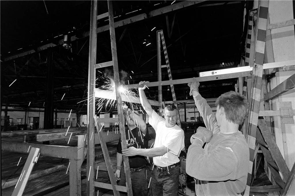 Als Lünen kurzzeitig mal eine Disco hatte: Ferrum-Partys in alten Hallen der Eisenhütte Westfalia Die alten Werkshallen der Eisenhütte Westfalia dienten Ende der 90er Jahre für kurze Zeit als Diskothek.