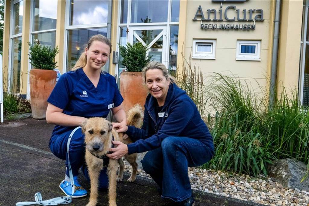Notdienst-Aus in Tier-Klinik: Castrop-Rauxeler Tierärzte suchen eine Lösung AniCura-Tierklinik in Recklinghausen Geschäftsführerin Anne Charlotte Henn (l.) und Klinikmanagerin Antje Terdenge