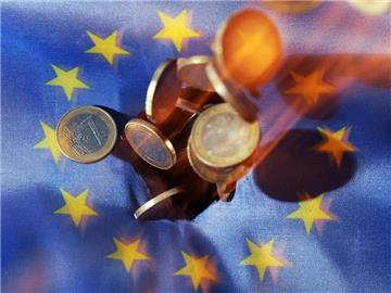 Die Anleihen der Bundesrepublik werden als «sicherer Hafen» angesehen, die Niedrigzinspolitik der Europäischen Zentralbank tut ein übriges. Foto: Uli Deck