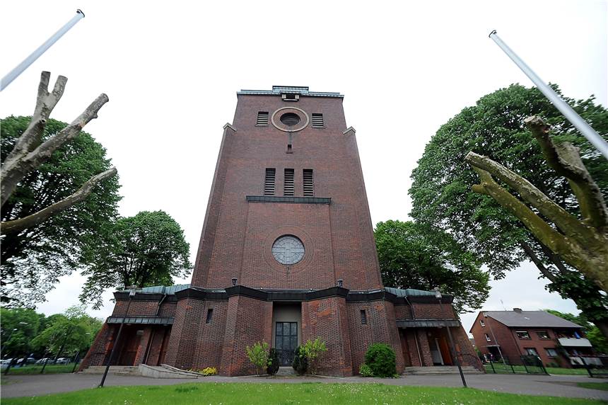 Piks unterm Kreuz: Pastor öffnet Kirche am Mittwoch für Impfstraßen Die Antoniuskirche öffnet sich für Impfaktionen.