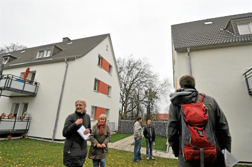 Anwohner wollen sich gegen erhöhte Mieten wehren Die Anwohner am Hörder Kampweg sind sauer.