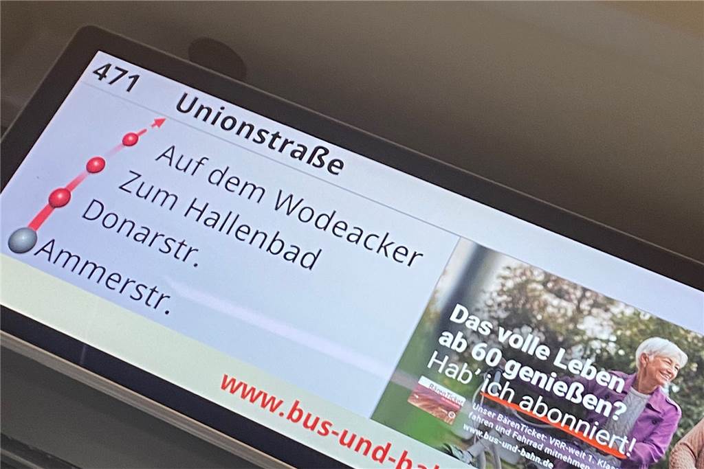 Elektronische Anzeigen in Bussen von DSW21 zeigen falsche Ziele Elektronische Anzeige im Bus der Linie 471 mit richtiger Haltestellen-Folge aber falscher Ziel-Angabe.