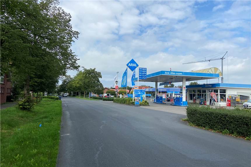 Tankstellen-Überfall in Nordkirchen: Suche nach Captain-America-Räuber Die Aral-Tankstelle an der Lüdinghauser Straße wurde Anfang September überfallen. Der Täter ist noch nicht gefasst.