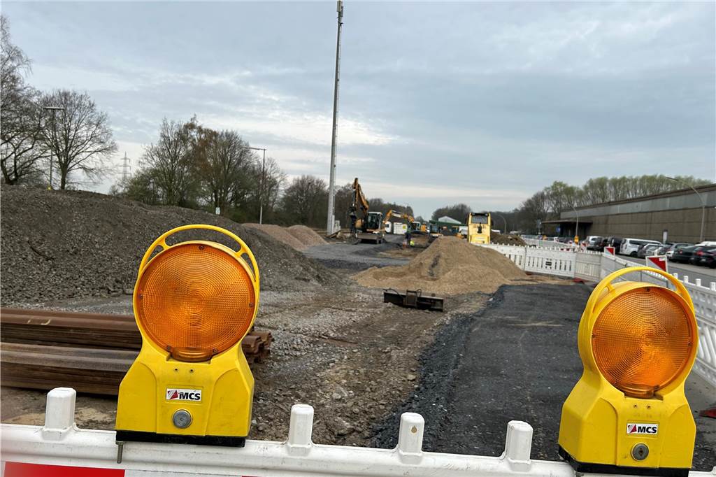 Umbau des Bahnhofsumfelds in Bork: Arbeiten für neuen Radweg beginnen Die Arbeiten zum Umbau des Bahnhofsumfelds in Bork sind in vollem Gange.