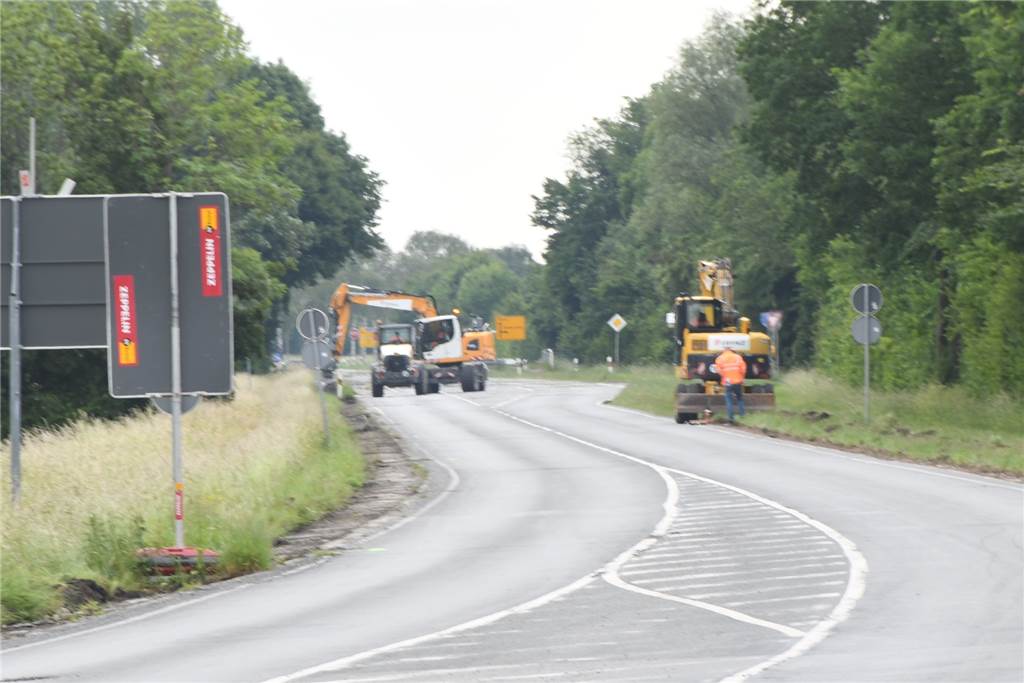 Vollsperrung in Nordkirchen eingerichtet - Beschilderung stimmt noch nicht Die Arbeiten zur Sanierung des zweiten Bauabschnitts der Ermener Straße haben begonnen.