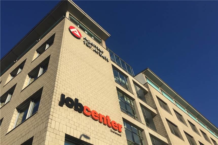 Corona schickt Dortmunds Arbeitsmarkt in Standby-Modus Die Arbeitslosenquote ist in Dortmund nur gering gestiegen – allerdings gibt es weniger freie Jobs.