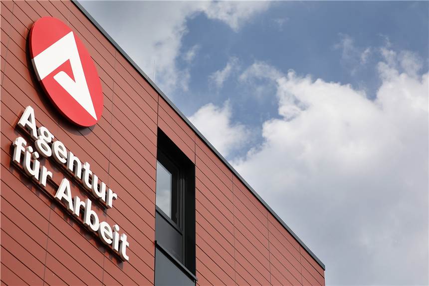 Bis November hatte Corona keinen Einfluss auf den Arbeitsmarkt Die Arbeitslosenzahlen sind in Haltern weiter gesunken.