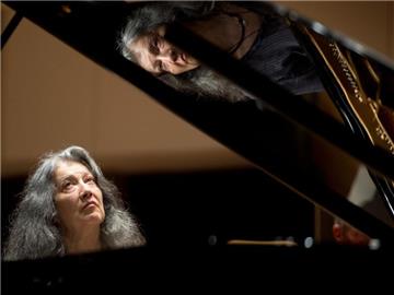 Die argentinische Pianistin Martha Argerich hat ihren eigenen Kopf. Foto: Soeren Stache