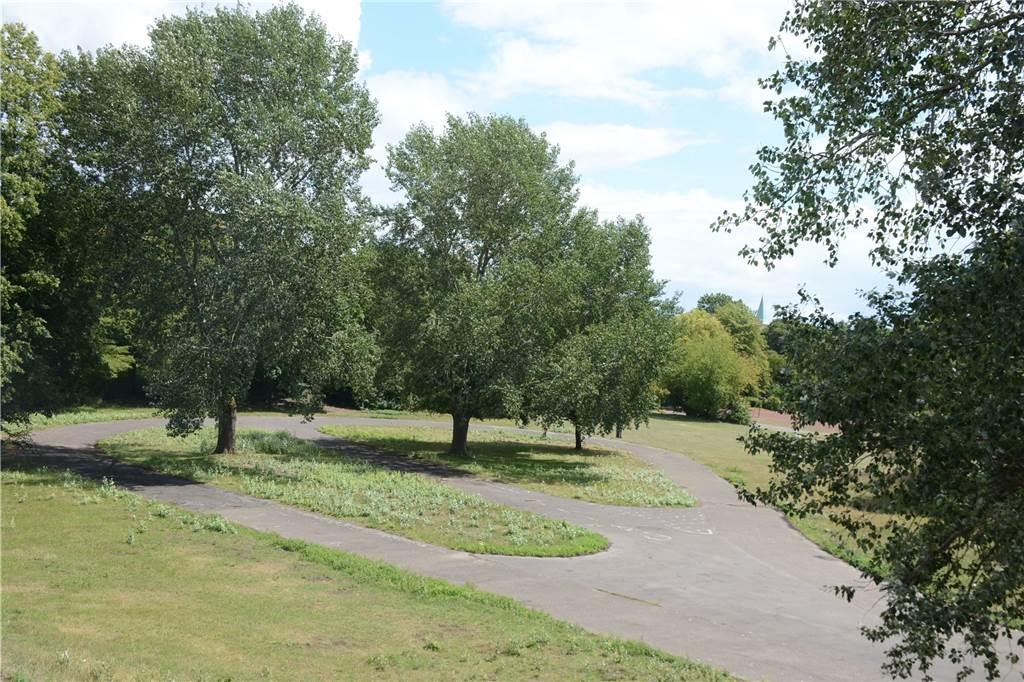 Große Pläne: So schön soll der Bürgerpark in Dorsten werden Die Asphaltschleife (ehemaliger Verkehrsübungsplatz) bleibt zunächst einmal erhalten.