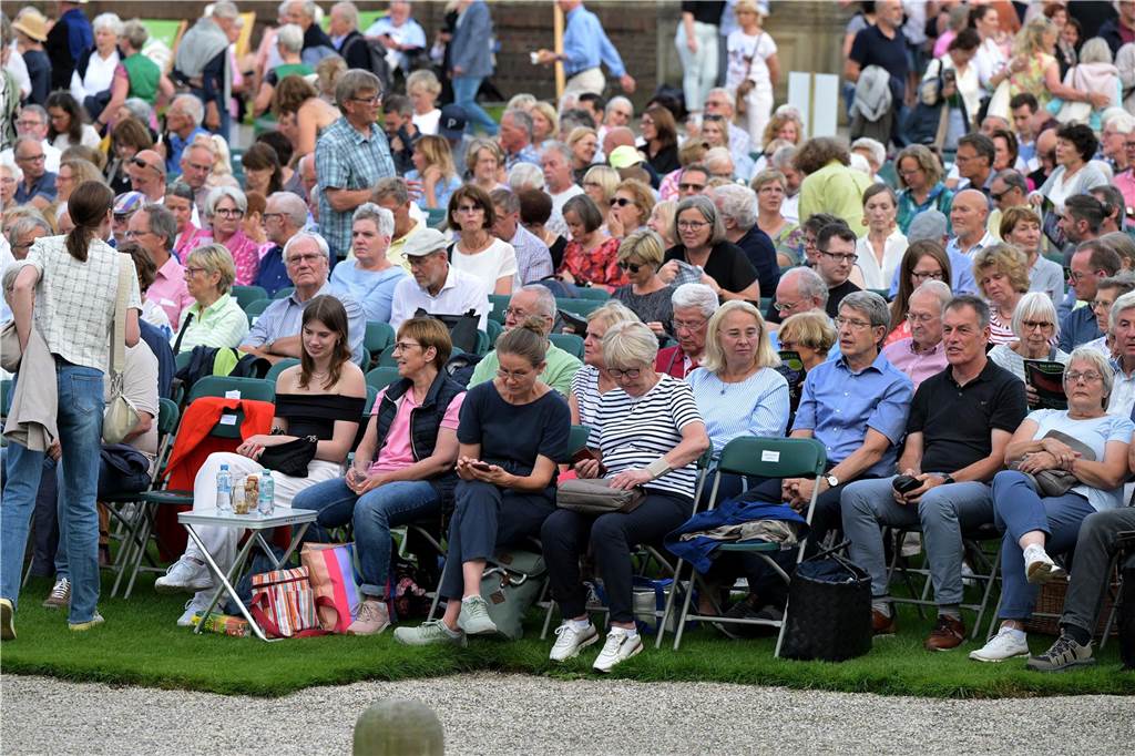 Die Atmosphäre beim Sommernachtskonzert am Schloss Nordkirchen war sehr schön.