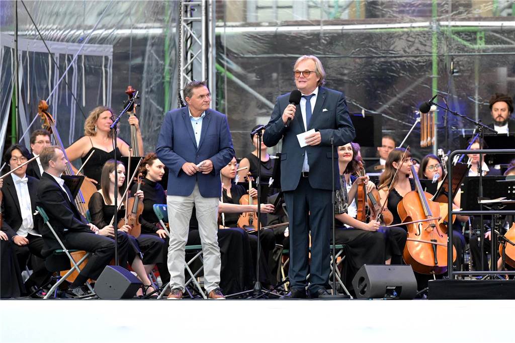 Die Atmosphäre beim Sommernachtskonzert am Schloss Nordkirchen war sehr schön.