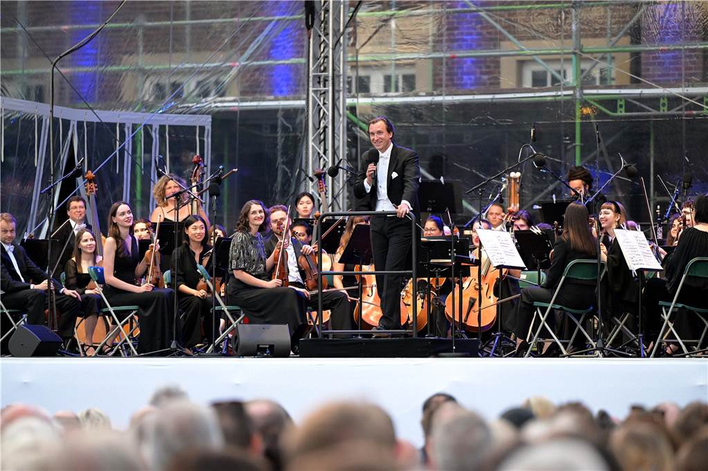 Die Atmosphäre beim Sommernachtskonzert am Schloss Nordkirchen war sehr schön.