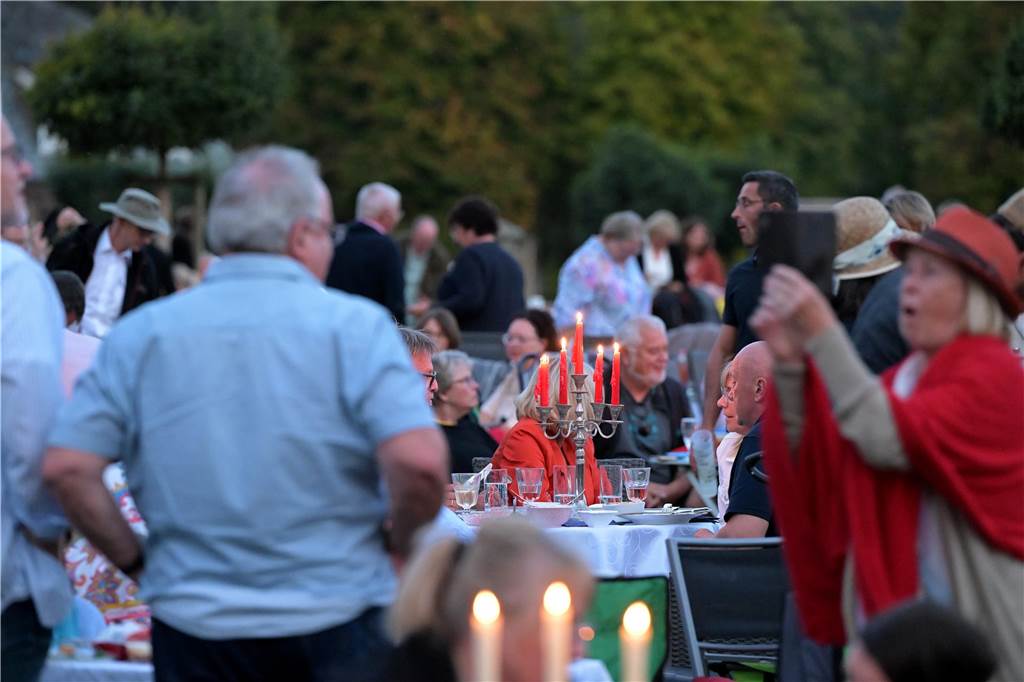 Die Atmosphäre beim Sommernachtskonzert am Schloss Nordkirchen war sehr schön.