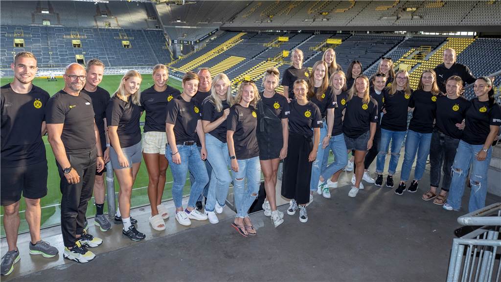 Vorbereitung der BVB-Handballerinnen: Termine und Testspiele stehen fest Die Auftaktveranstaltung zur Saison 2022/23 der BVB-Handballdamen fand im Stadion statt.
