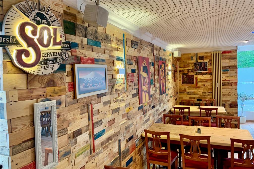 Neue Tapas-Bar eröffnet im Dortmunder Süden - Umzug aus der Nordstadt Schon die Einrichtung ist ein echter Hingucker.