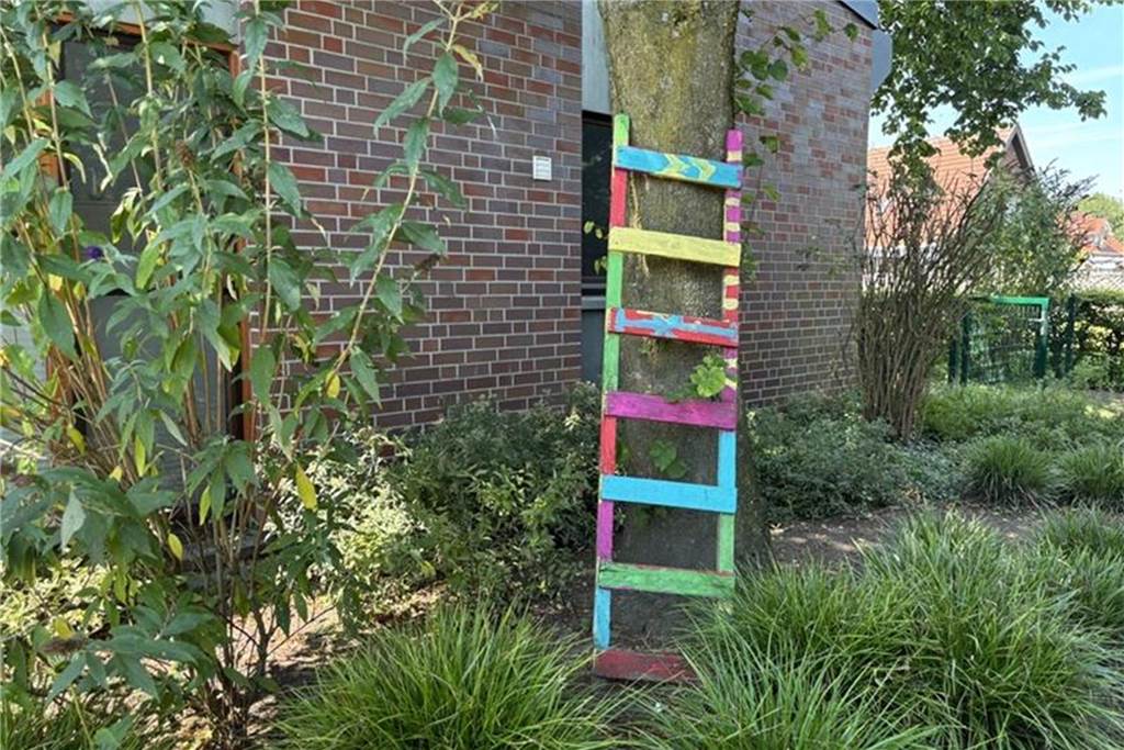 Eine Operation am offenen Herzen: Umbau der Kita St. Ida im laufenden Betrieb Die Außenanlage der Kindertagesstätte wurde zuletzt vor vier Jahren erneuert.