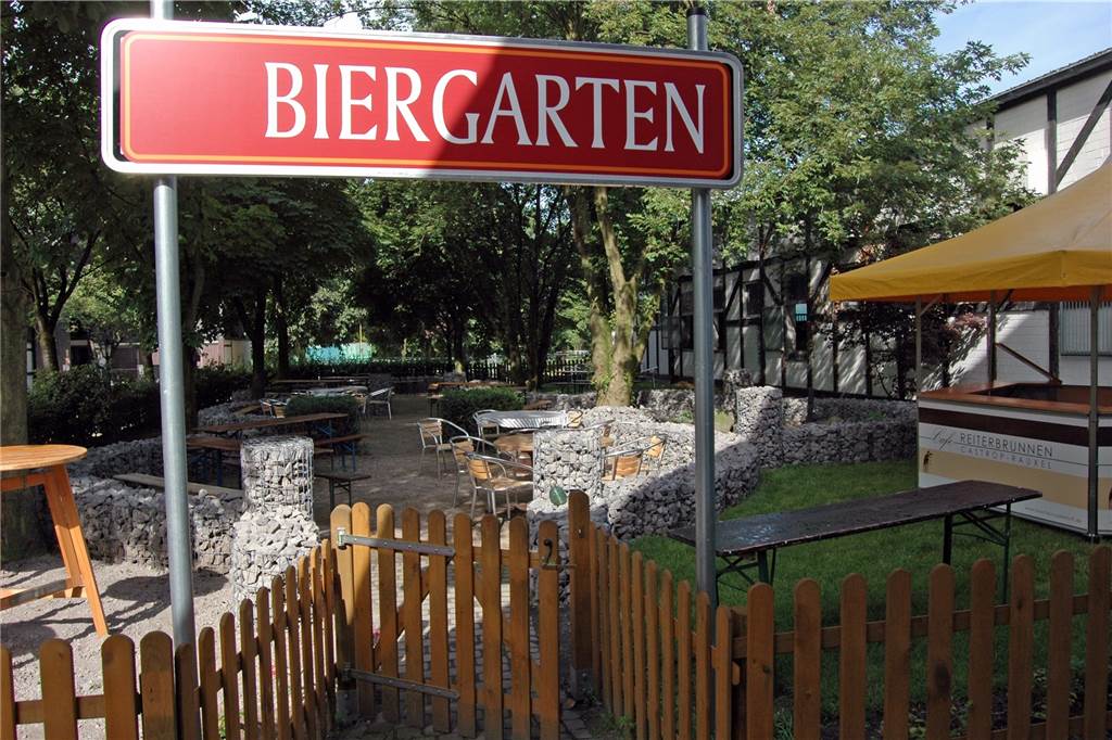 Corona-Inzidenz unter 100: Diese Lockerungen könnten bald kommen Die Außengastronomie darf bei einer stabilen Inzidenz unter 100 wieder öffnen.