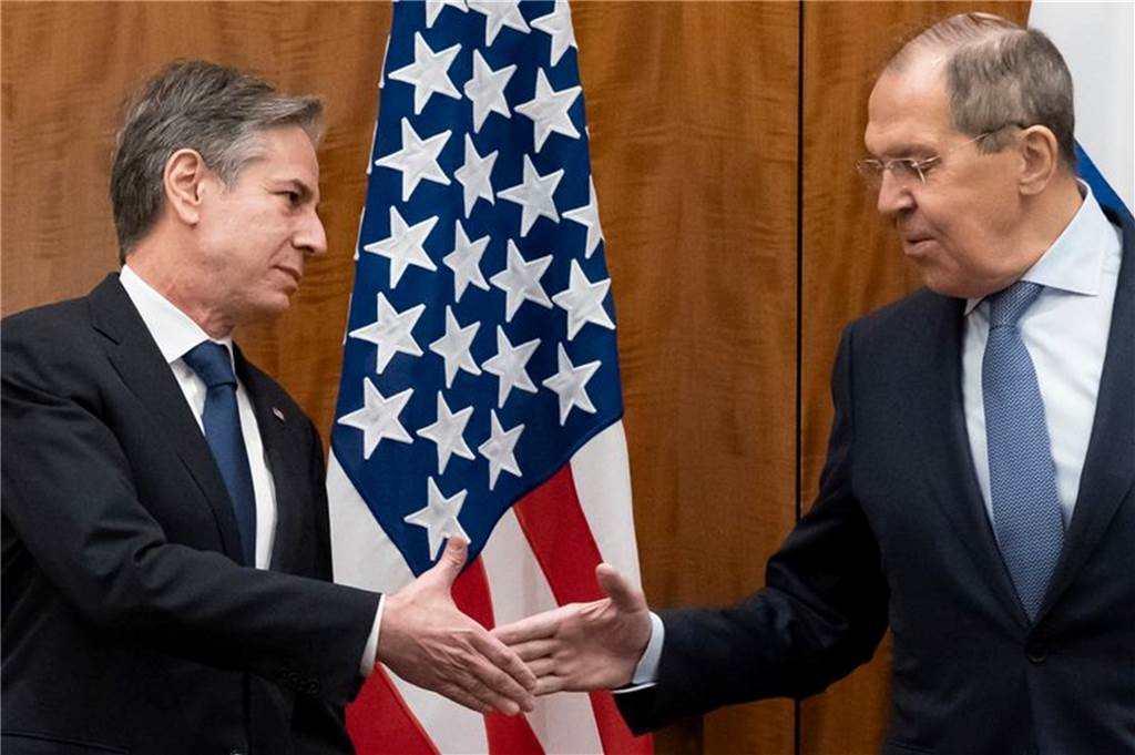 Eskalation im Osteuropa-Konflikt: Putin hat schlechte Nachrichten für den Westen Die Außenminister Antony Blinken und Sergej Lawrow wollen sich in Genf treffen. Putin muss allerdings noch zusteimmen.
