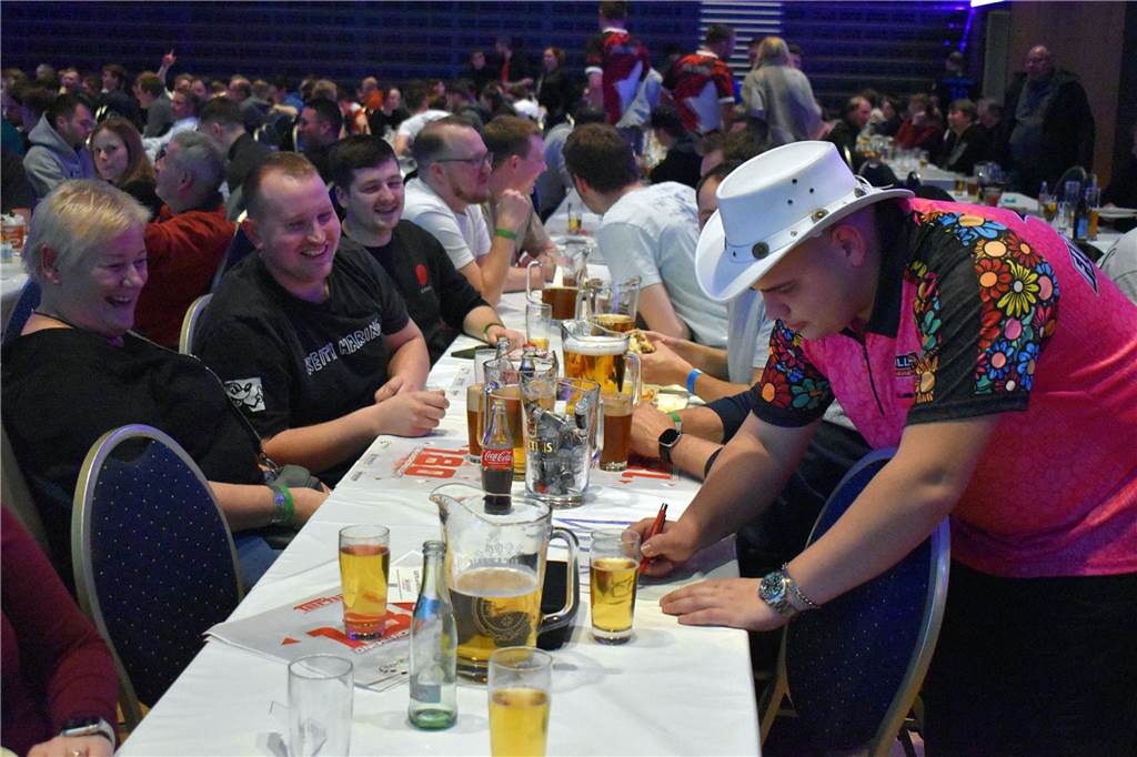Dart im Quadrat 2025 in der Ahauser Stadthalle